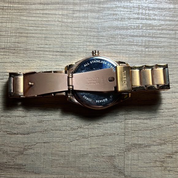 Fossil watch gold women’s - Picture 4 of 4